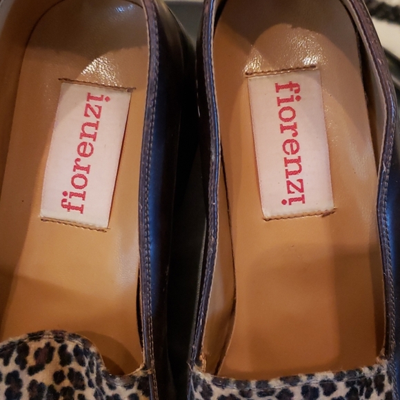 Shoes - Picture 2 of 3